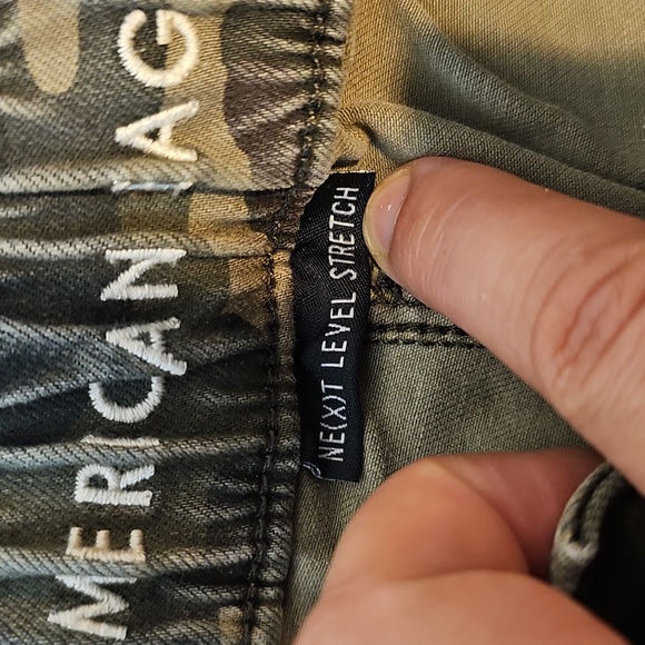 American Eagle Outfitters Size 4Camo Joggers - Picture 6 of 8